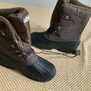 POLAR Men’s snow Hiking waterproof safety thermal boots size 12.